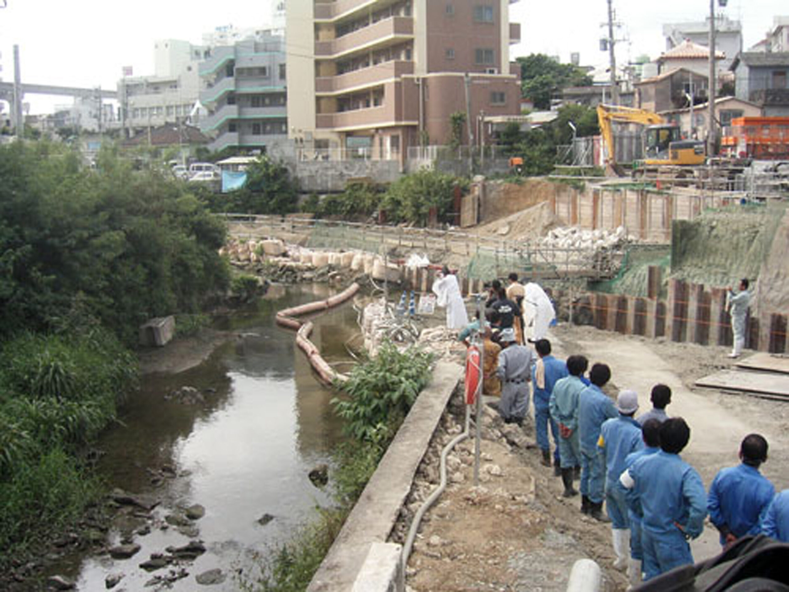 「牧志・安里地区第一種市街地再開発事業」2級河川 安里川の転流工事