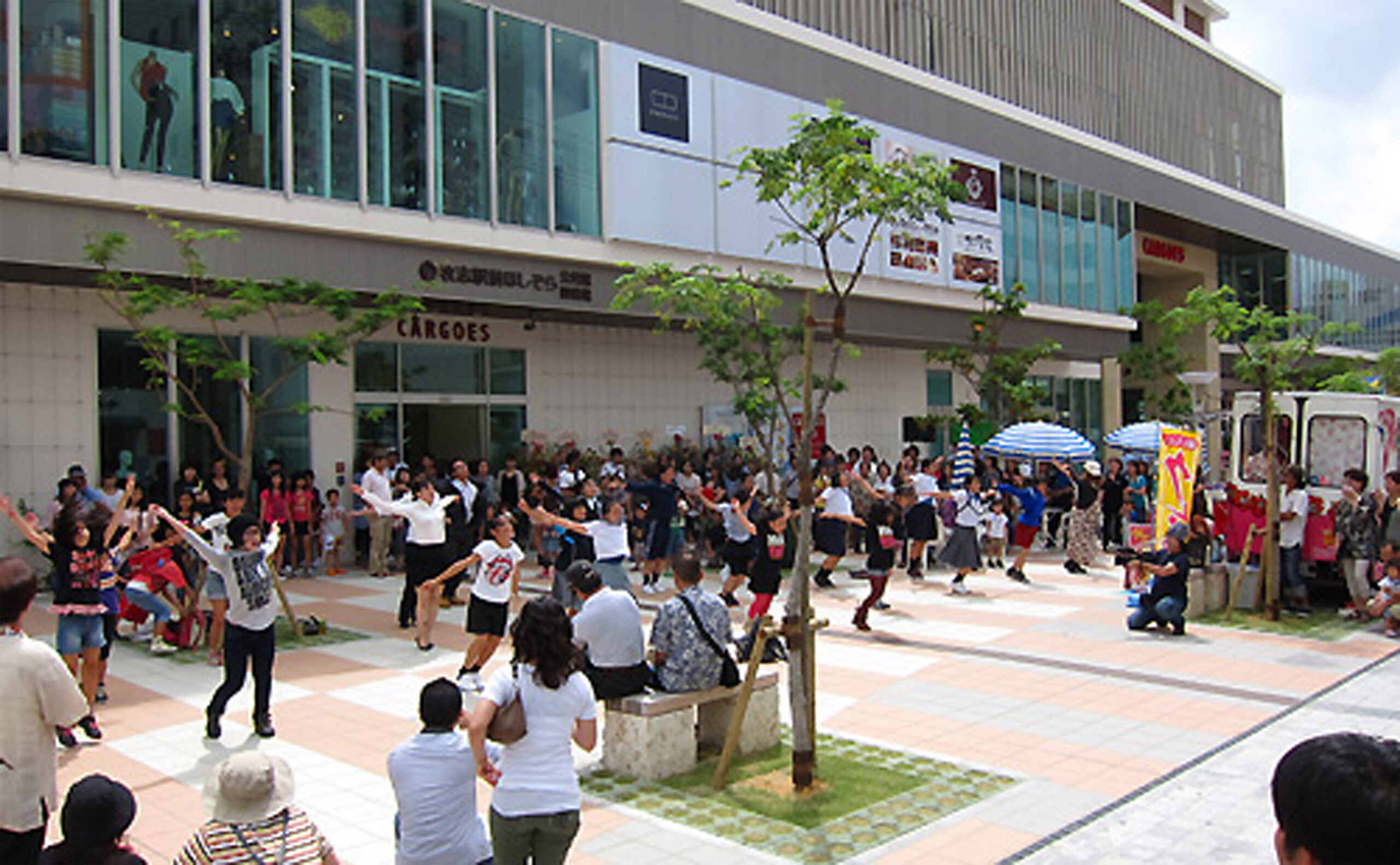 牧志・安里地区第一種市街地再開発事業（さいおんスクエア） 商業施設「カーゴス」オープニングイベント