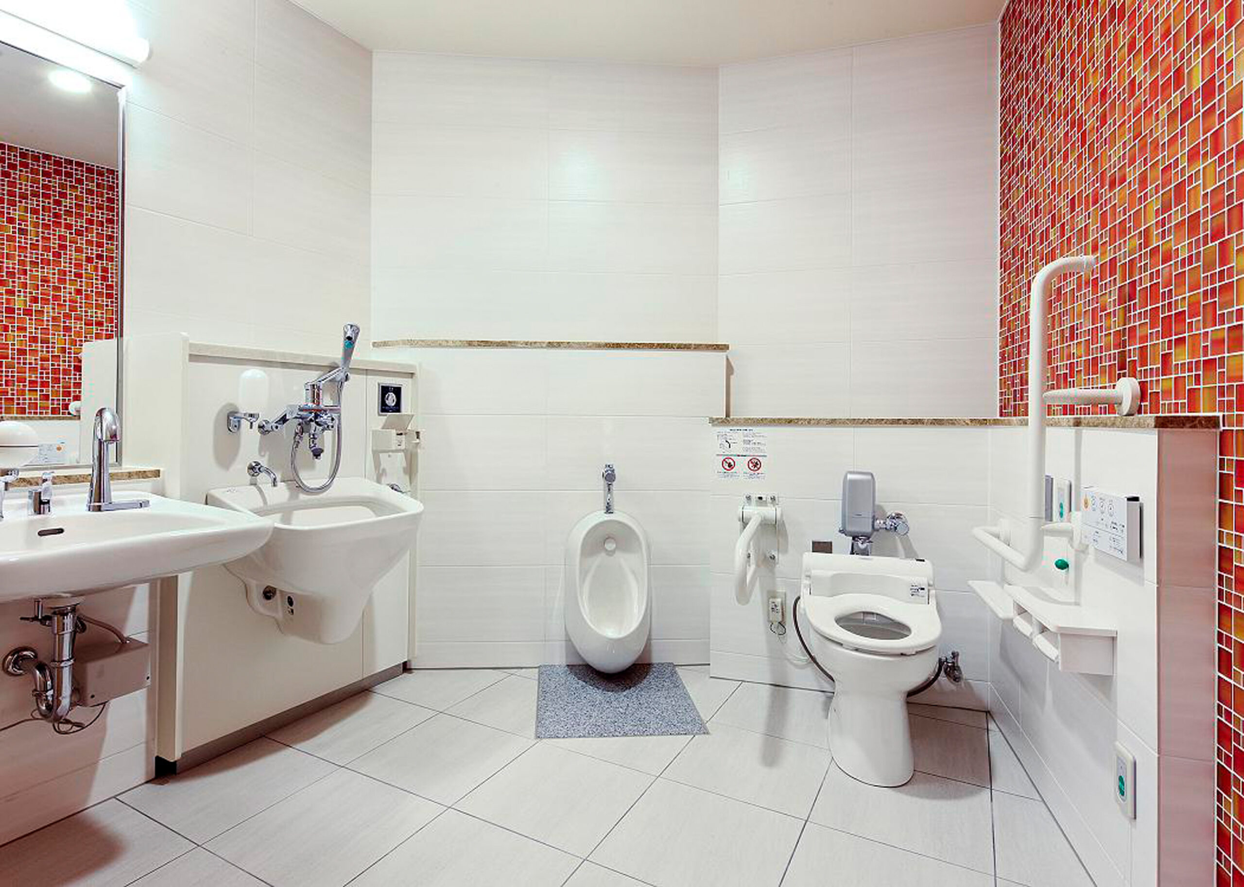 牧志・安里地区第一種市街地再開発事業 平成24年度沖縄県福祉のまちづくり賞 奨励賞 受賞